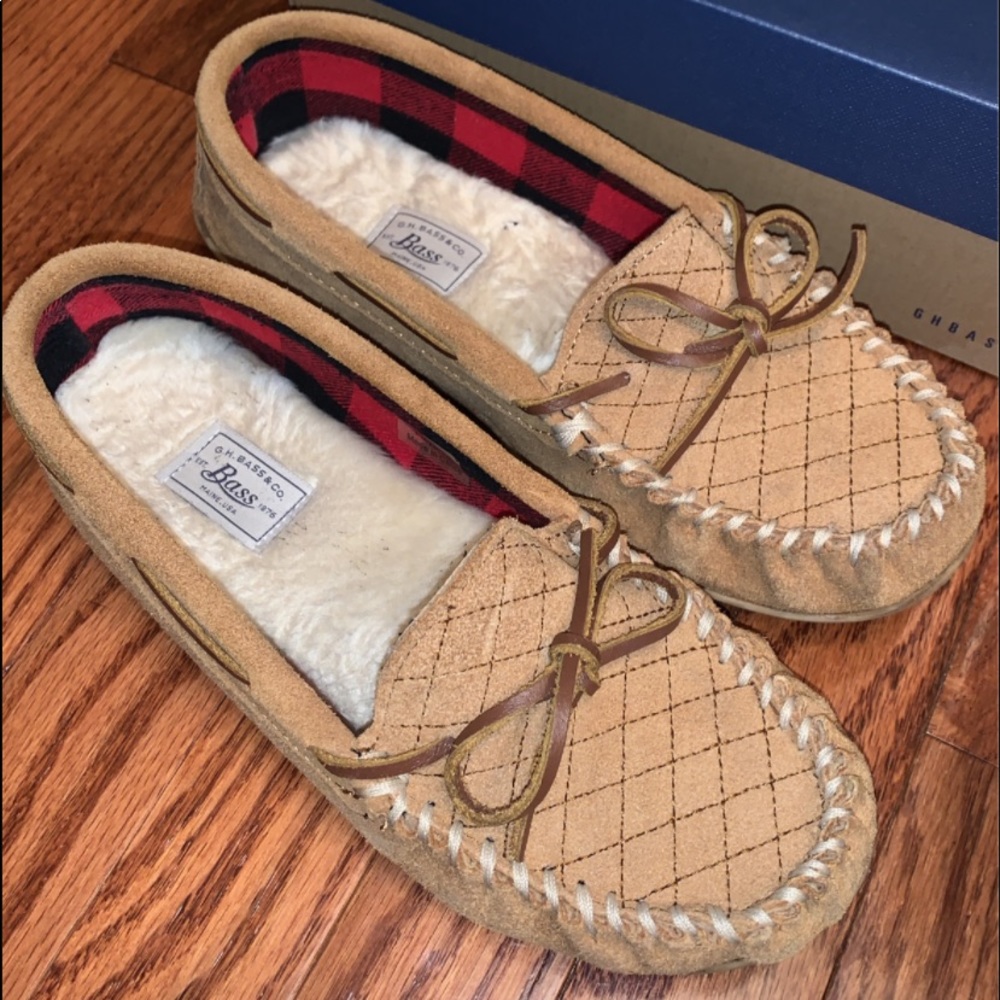 BRAND NEW GH Bass Moccasins!